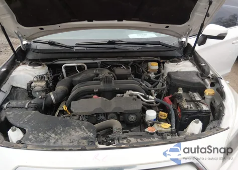 2017 Subaru Legacy 2.5I Premium z USA, uszkodzony, nr VIN 4S3BNAF65H3045456